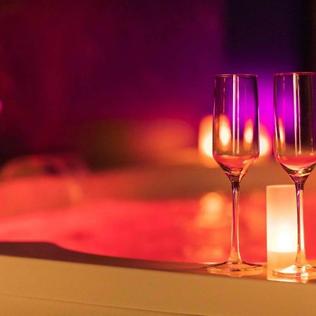 * Spa & Detente # Suite Privee # Tours # Netflix * 外观 照片