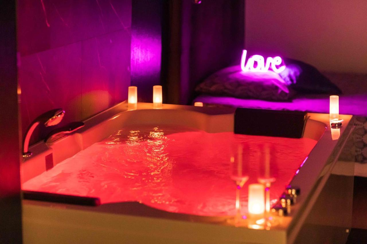 * Spa & Detente # Suite Privee # Tours # Netflix * 外观 照片